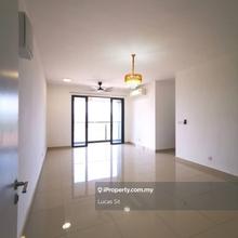 Partly Renovation(non bumi) (Kitchen Cabinet) (4room 3bath 2carpark)