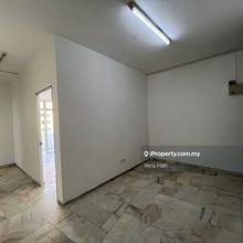 Mid floor well kept unit 