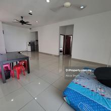 Suriamas Larkin 3 Bedrooms for rent 