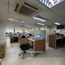 Taman Molek @ Double Storey Shoplot Corner Lot 32x86sqft