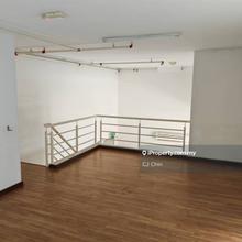 Unfurnish condition offices/duplex for sale in kelana jaya pinnacle