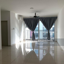 Mid floor tampoi angsana paradigm mall 