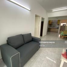 Bj Court Bukit Jambul Renovated Kitchen New Unit 1 A/C Available Now