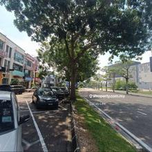 Desa Tebrau 2.5 Storey Shop House For Sale 