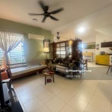 Double storey end lot