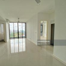 Medini D Pristine 2-Bedrooms Apartment For Sale