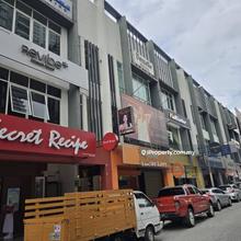 Sri Petaling, Prime Location