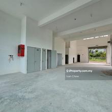 Semi detached factory with lift for rent 