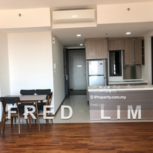 The Tamarind Unit For Sale, Move In Condition, Poolview, 2 Car Parks