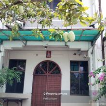 Pulau Tikus Penang rare unique beautiful upkeep Baba Nyonya house.