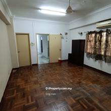 Ridzuan Condominium @ Bandar Sunway Well Maintain Partial Furnish Rent