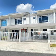 Halya 2 Daunan Worldwide Bandar Puncak Alam For Rent