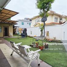 Fully renovated extended Double Storey endlot Bandar Botanic Gated