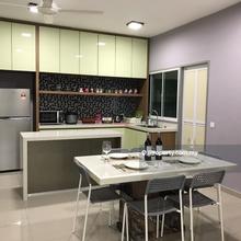 Fully furnished house springville condo 1044 sft 