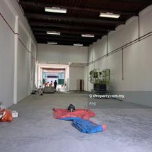 Pandamaran 1.5 Storey Link Factory Endlot for Rent