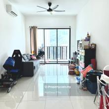 Forestville - Basic Renovated - 1000' - 2 Car Parks - Sungai Ara