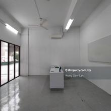 Ground Floor Shop 5 Minute Drive  Distance to Ikea Lotus The Curve 