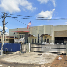Good Semi-D Factory For Rent
