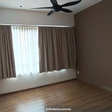 1006 sf, 2 car park, below market price, well keep unit, Casa Tropika