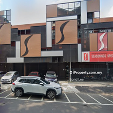 1.5 Storey Factory