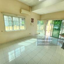 Prime Location Bungalow Tycoon Villa With Guard For Sale