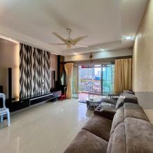 Continental Heights Low Floor Fully Furnish & Renovated 4 Bed 3 Bath