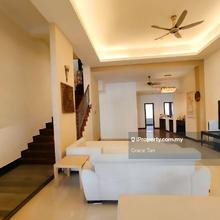 Fully Renovated Freehold Home with 14 Feet Ceiling Bandar Puteri 6