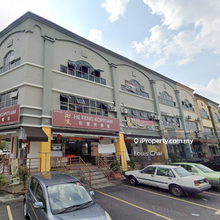 End Lot 3 Storey Shop Seri Kembangan