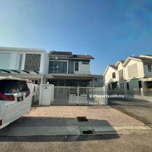 Lakeside Residences Phase 4 Avory double volum Ceiling 5room 4bathroom