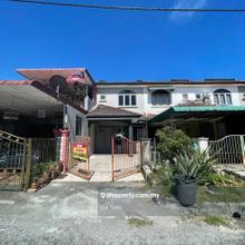Teres Dua Tingkat Taman Berkat, Simpang Perak