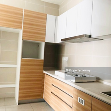 V-residensi 2 Subang West 2r2b 2 Parking P/F well kept