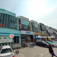 Klang Bukit Tinggi 3sty Corner Shop Rent, Batu Nilam Taman Bayu, Klang