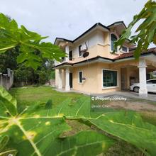 Semi-D House ,Double Storey Link ,Beranang ,Selangor 