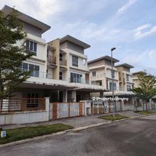 3 Storey Renovated Semi-D at Regency Parc dream home 