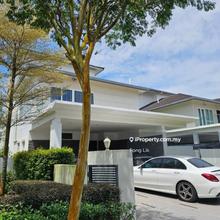 Isola Villa  3-Storey Bungalow House For Rent / Sale 
