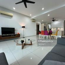 The Light Collection 3 Fully Furnished Pool View @ Gelugor