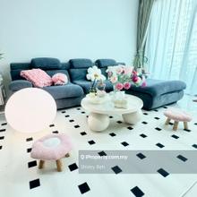 Fully furnished ,3 car parks 