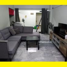 Condominium, Vantage Point (Menang Ria), Desa Petaling