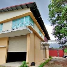 1.5 Storey Semi-D Factory For Rent