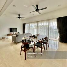 Corner Balcony Unit Facing KLCC View for Sale, Value Buy!