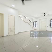 Full Loan Good Condition 2 Storey House Provided Easy Entrance Package