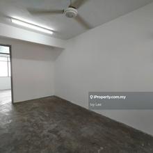 Newly furnished unit, first comes first serves