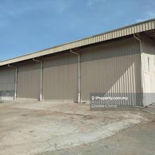 Detached Factory with Expansive Land