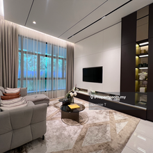 KLCC view, corner unit, high ceiling, 4 units 4 lift per floor