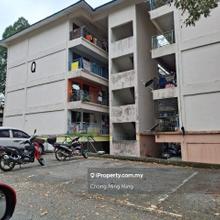 Pangsa Rakyat Flat Corner Tingkat 3 Untuk Dijual di Mantin