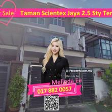 Senai Taman Scientex Jaya Renovated 2.5 Storey Terrace 4bed