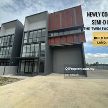 Corner Lot- New Completed - The Twin Factory 2, Elmina Business Park