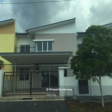 Renovated Oleander 2 Story house to Sell, Sungai Buloh.