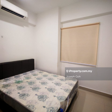 V Summer Place Condominium , near to Ciq walking distance few minutes 