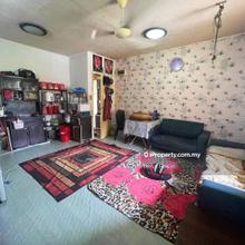 Ground Floor Unit For Sale Pangsapuri Sri Meranti Bandar Sri Damansara